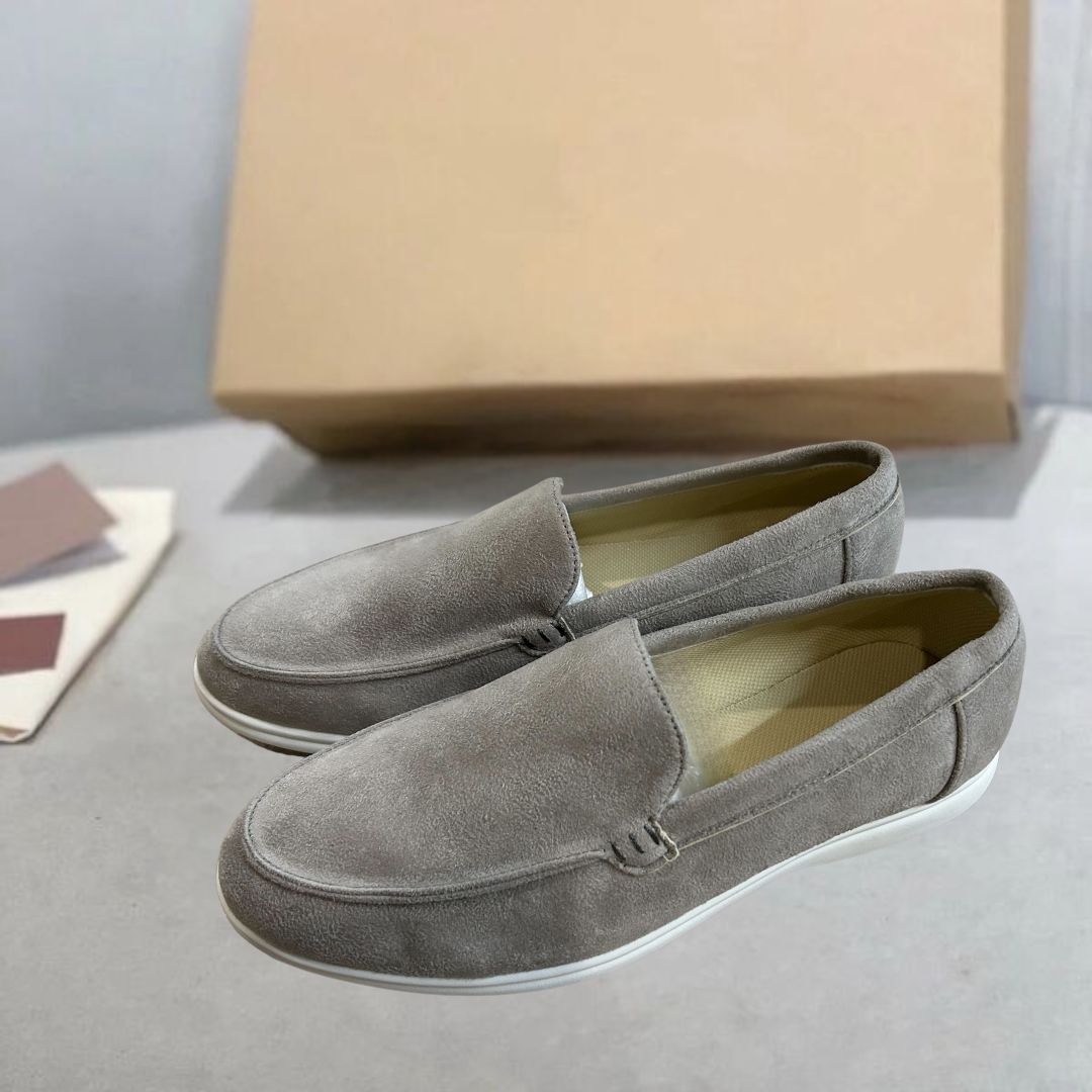 Light gray / 47