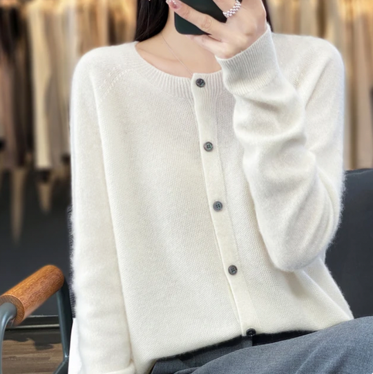 Belinda | Luxuriously Woolen Cardigan